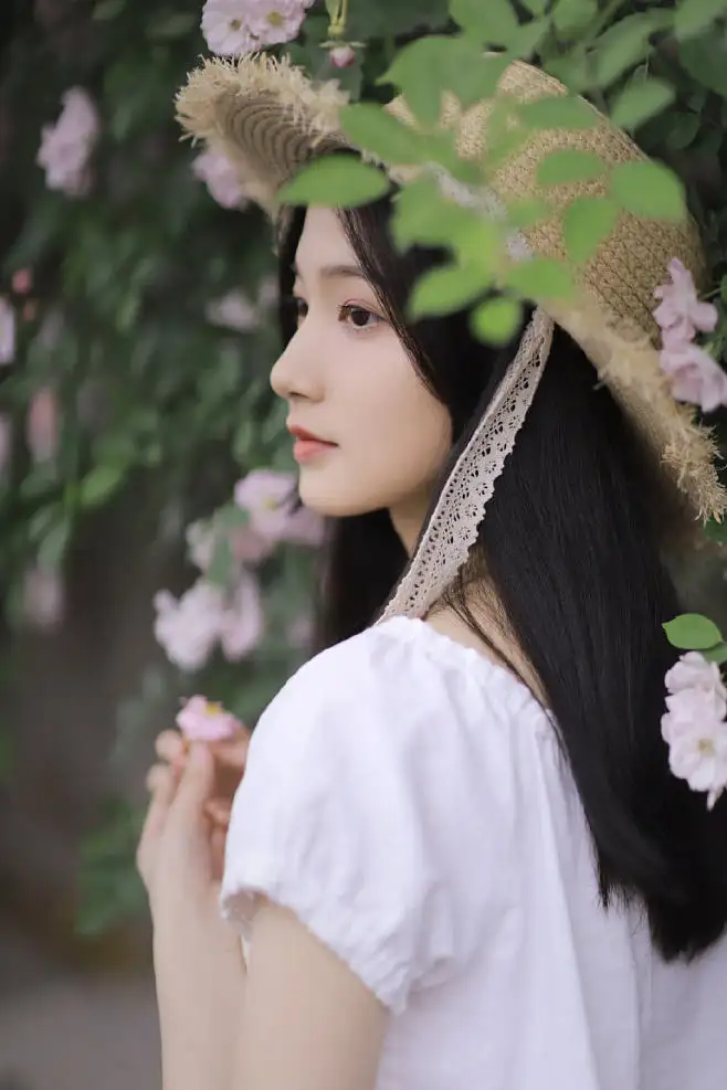保山喀什私人伴游李菲儿