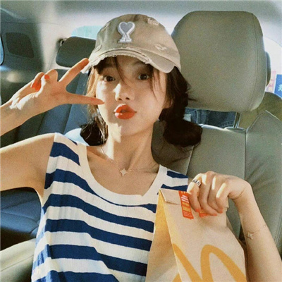 保山伴游女生铎忆柏的资料