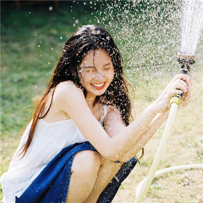 保山伴游女生方忆彤的资料