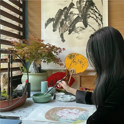保山伴游女生刀思若的资料